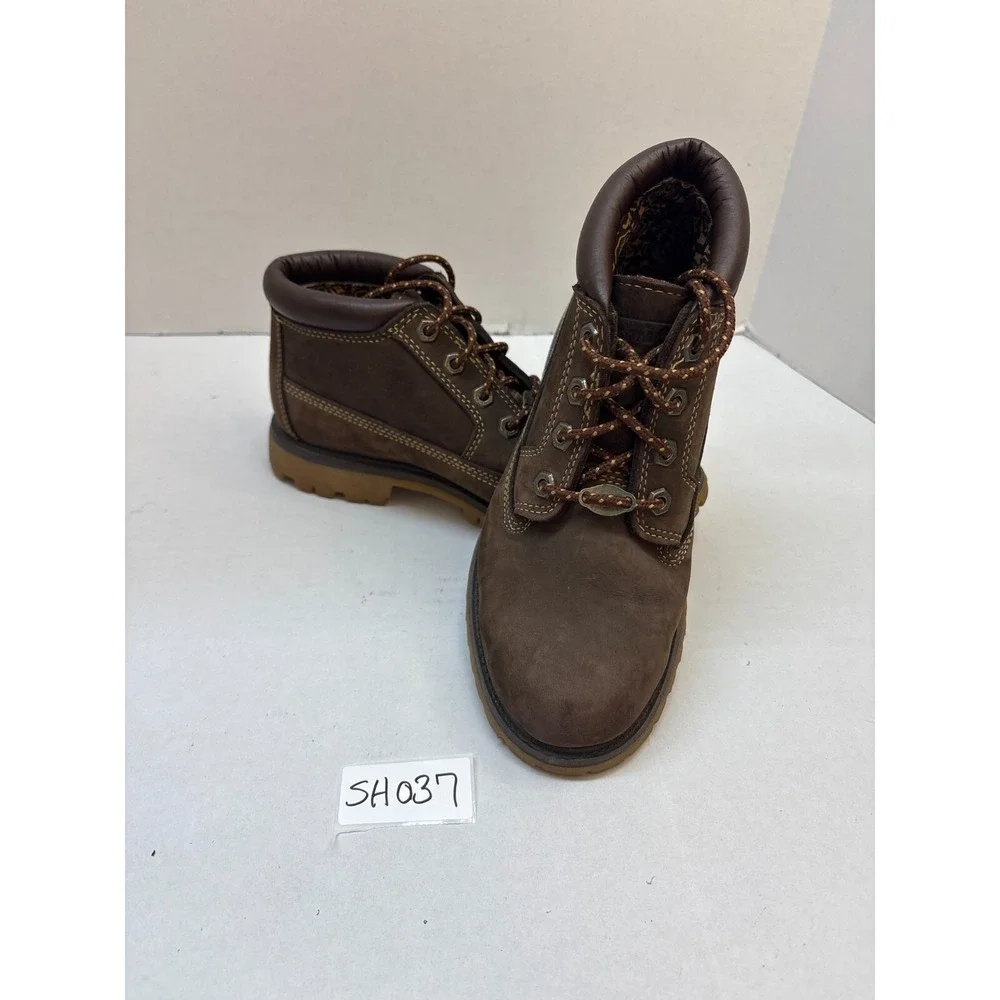 Timberland boots size 6M‎ brown waterproof